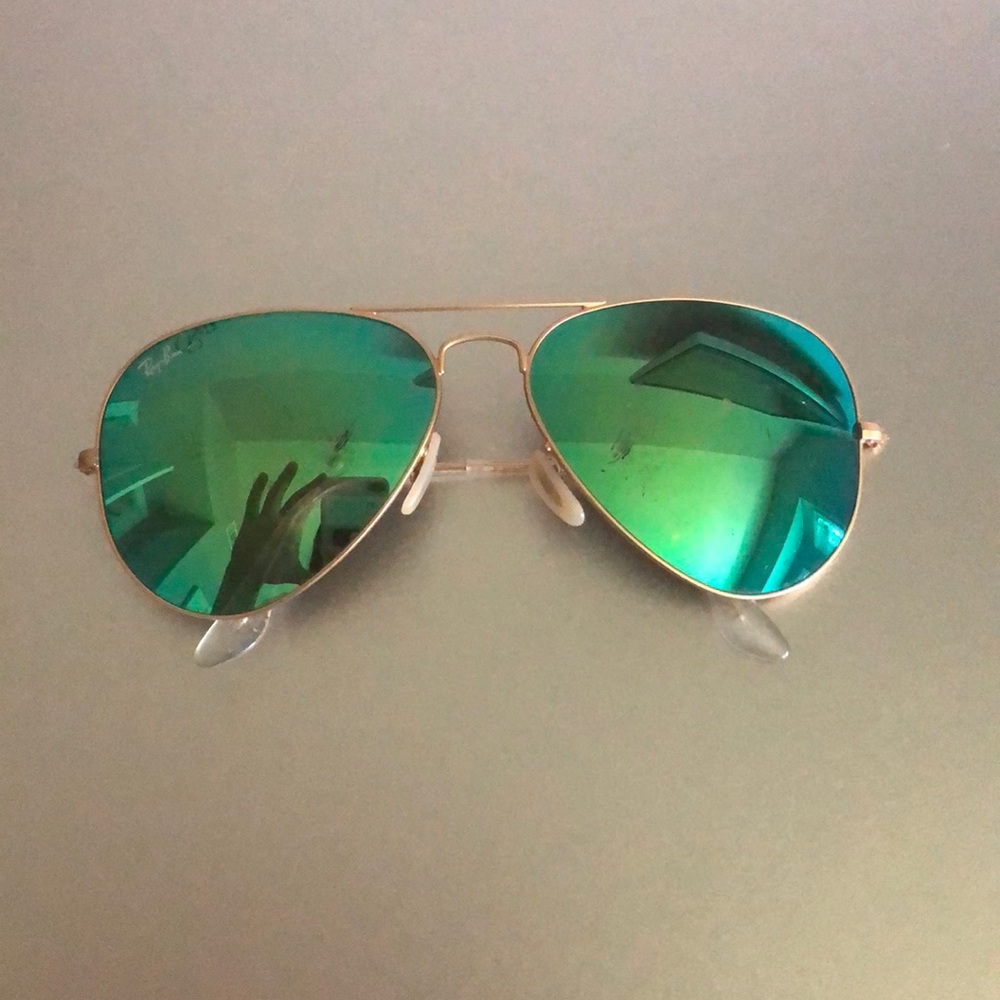 Green/blue reflective ray ban aviators